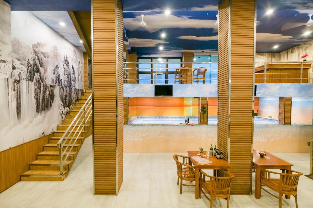 Caroline Hostel Canggu Eksteriør billede